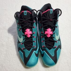 Nike LeBron 11 Southbeach